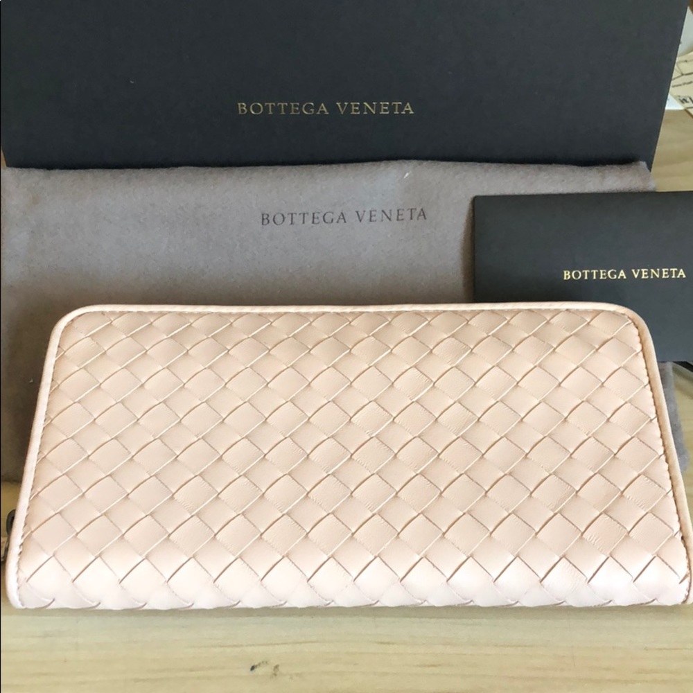 BNIB Bottega Veneta Continental Wallet